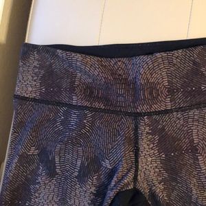 Lululemon yoga pants